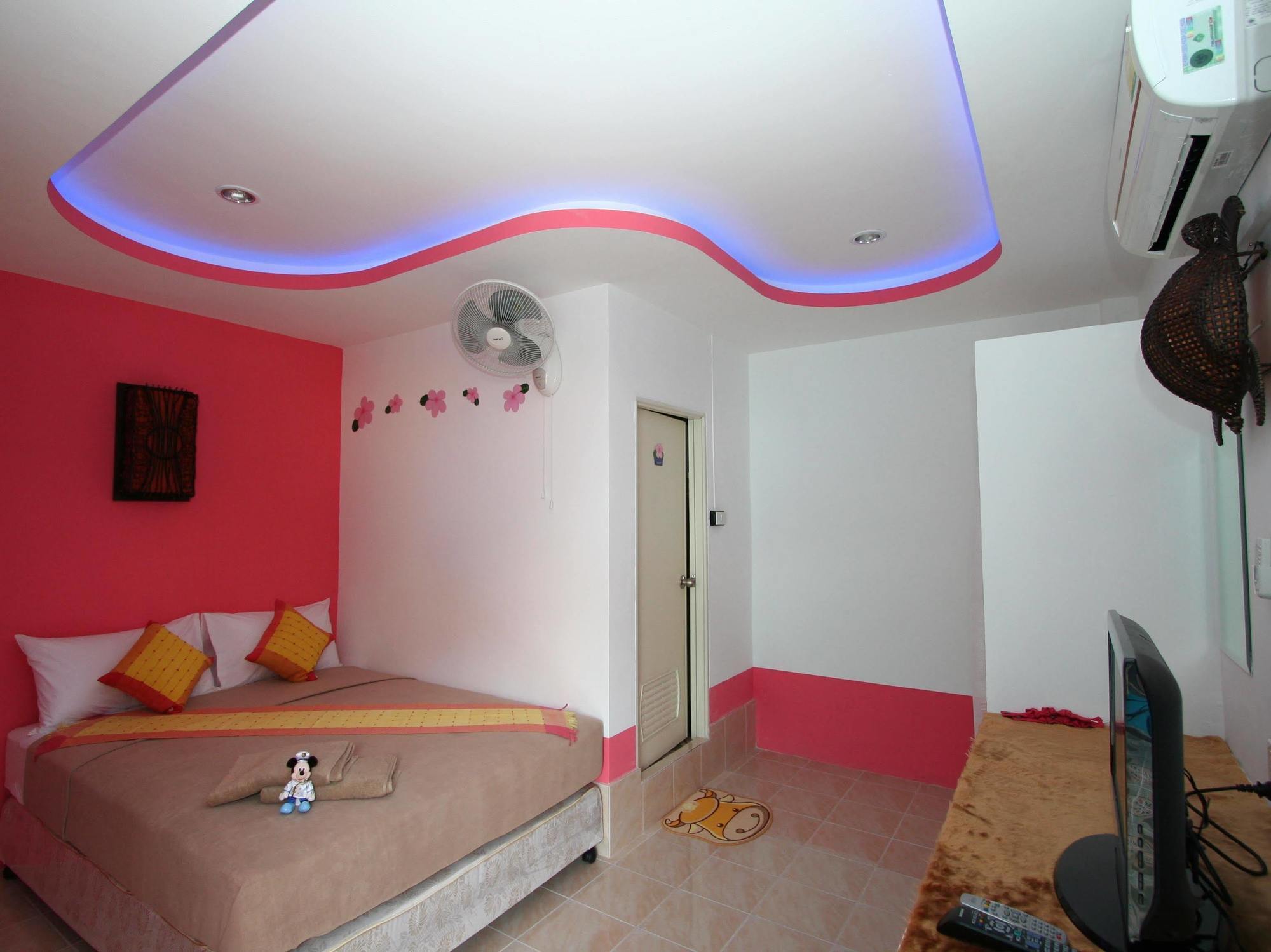 Mania Guesthouse Ко Тао Екстериор снимка