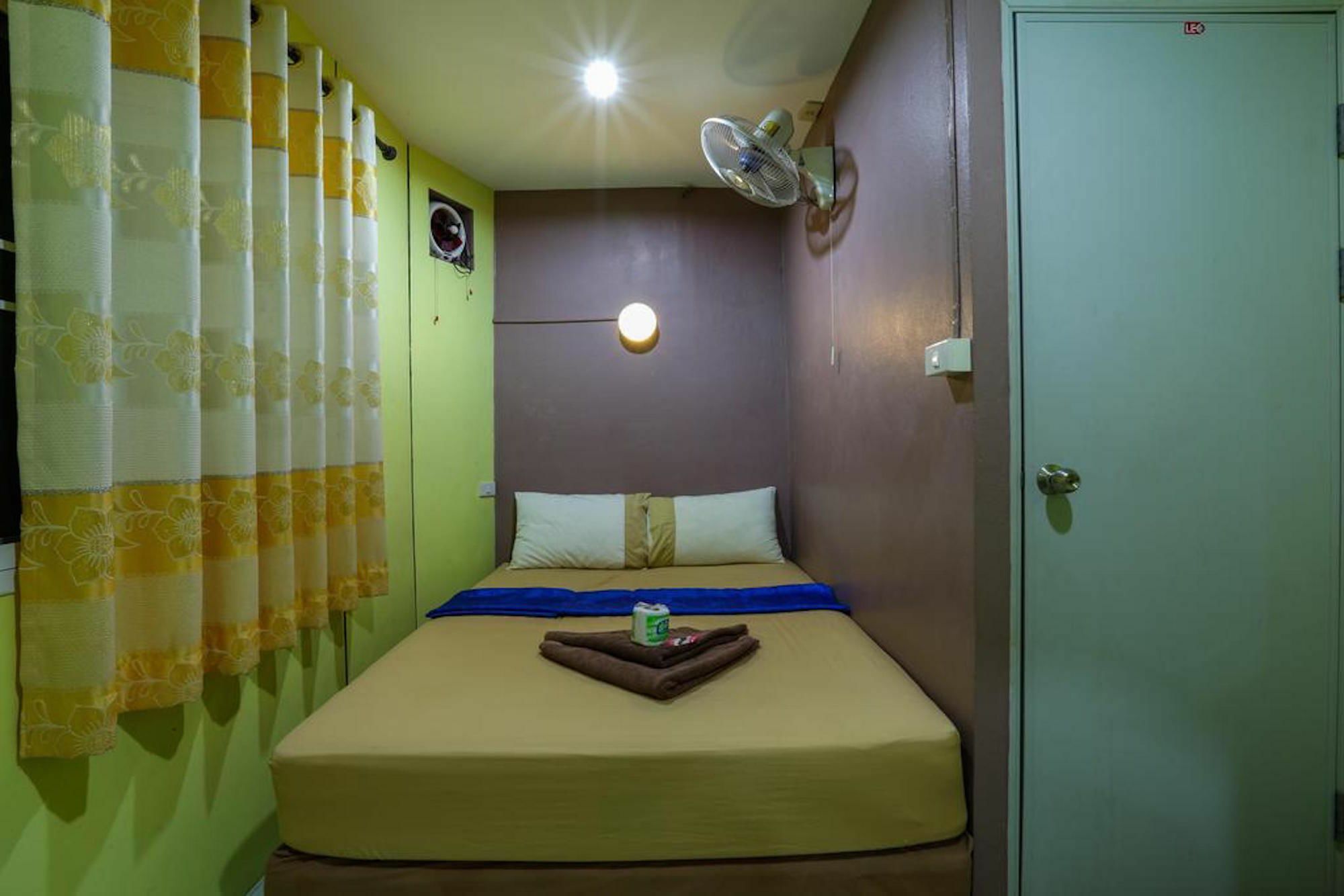 Mania Guesthouse Ко Тао Екстериор снимка